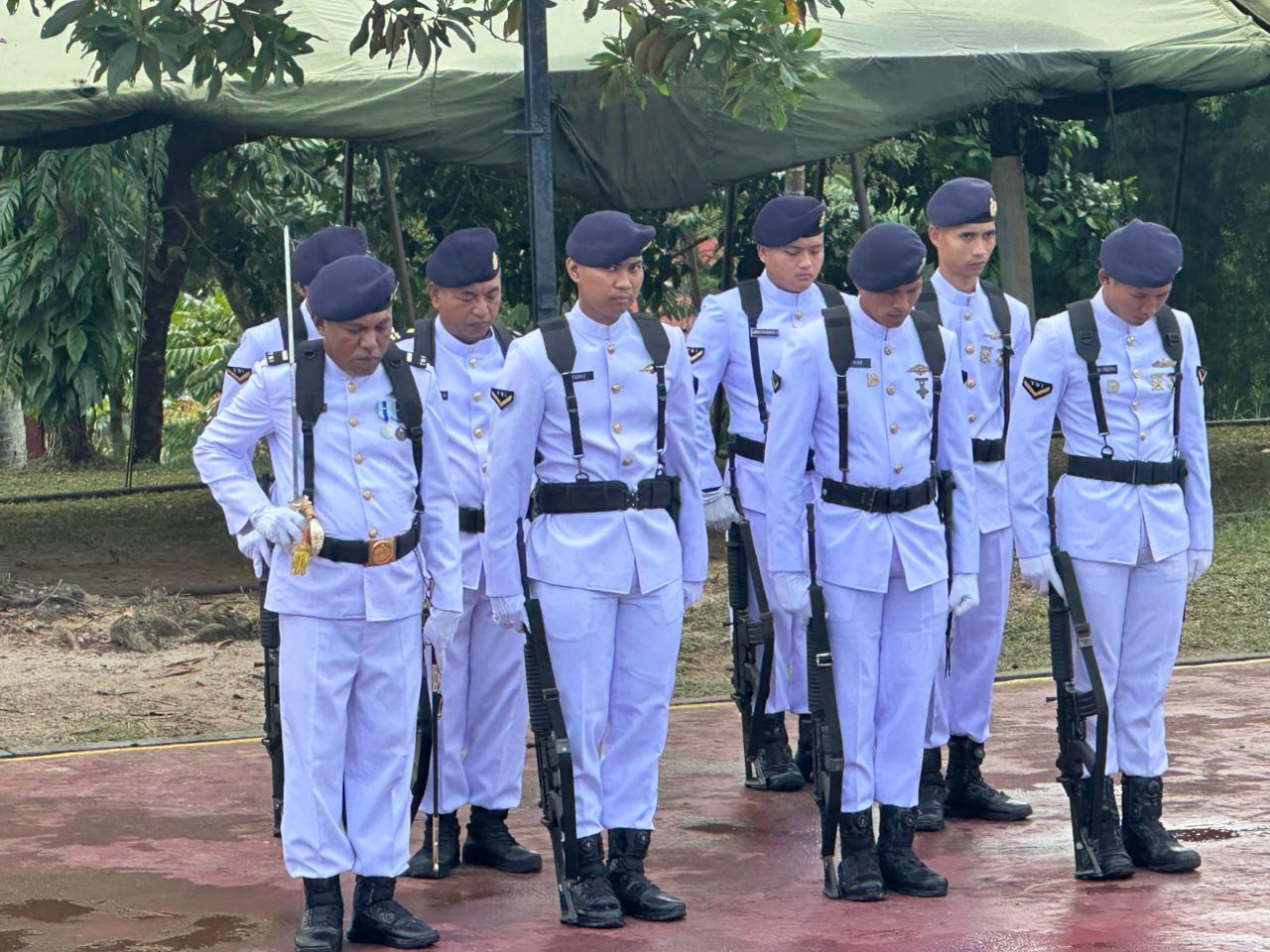Komandan Lanal Dabo Singkep Irup Upacara HUT Ke-80 TNI AL Dengan Kesederhanaan dan Hikmat