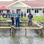 Dukung Ketahanan Pangan, Lanal Bengkulu Laksanakan Pelepasan Bibit Ikan Nila, Gurami, dan Lele